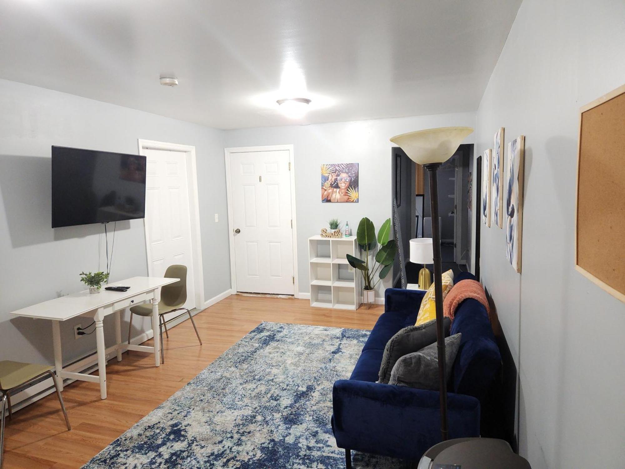 Entire 2-Bed Private Apt - Ewr/Nyc/Outlet Mall Newark Eksteriør billede